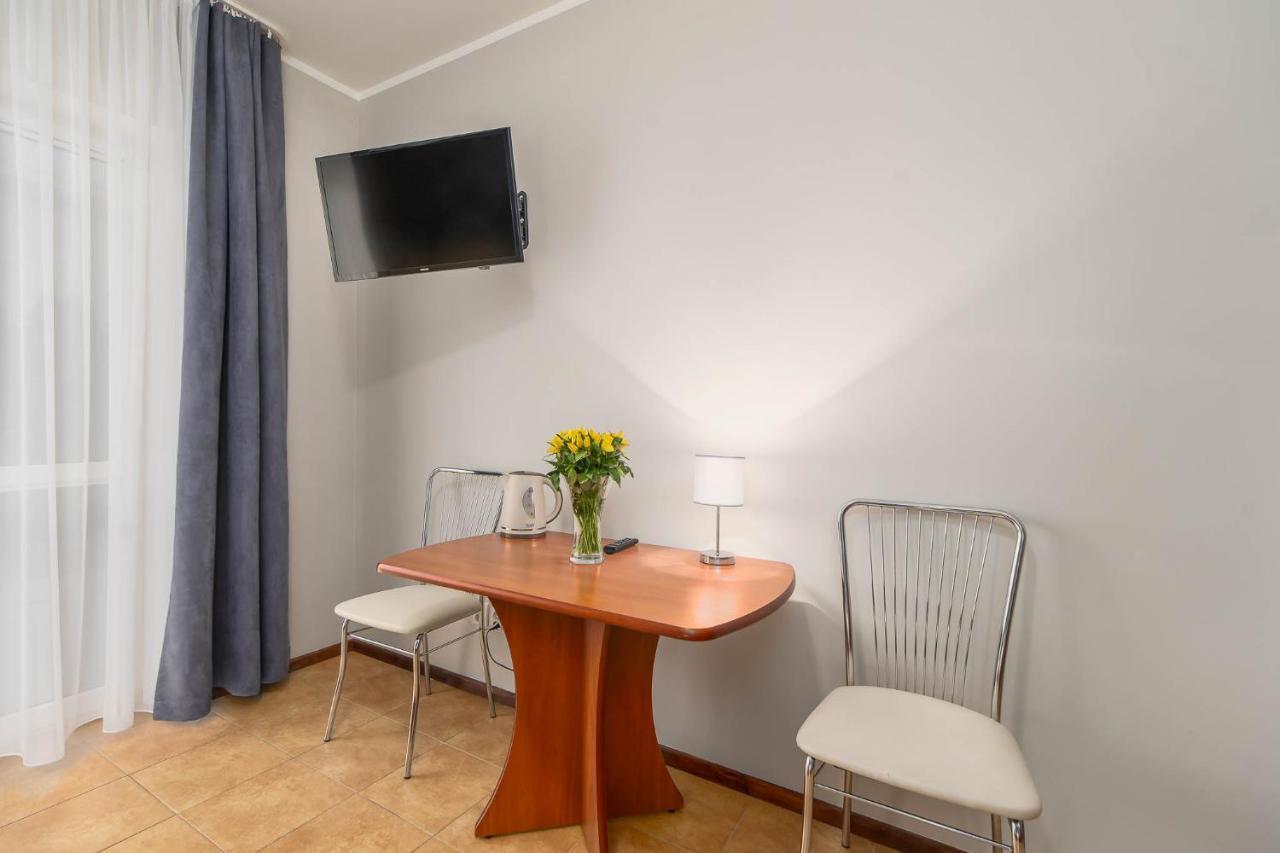 Awenturyn - Pokoje Apartamenty Noclegi Grzybowo Grzybowo  Kültér fotó
