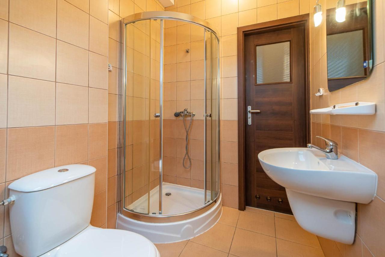 Awenturyn - Pokoje Apartamenty Noclegi Grzybowo Grzybowo  Kültér fotó