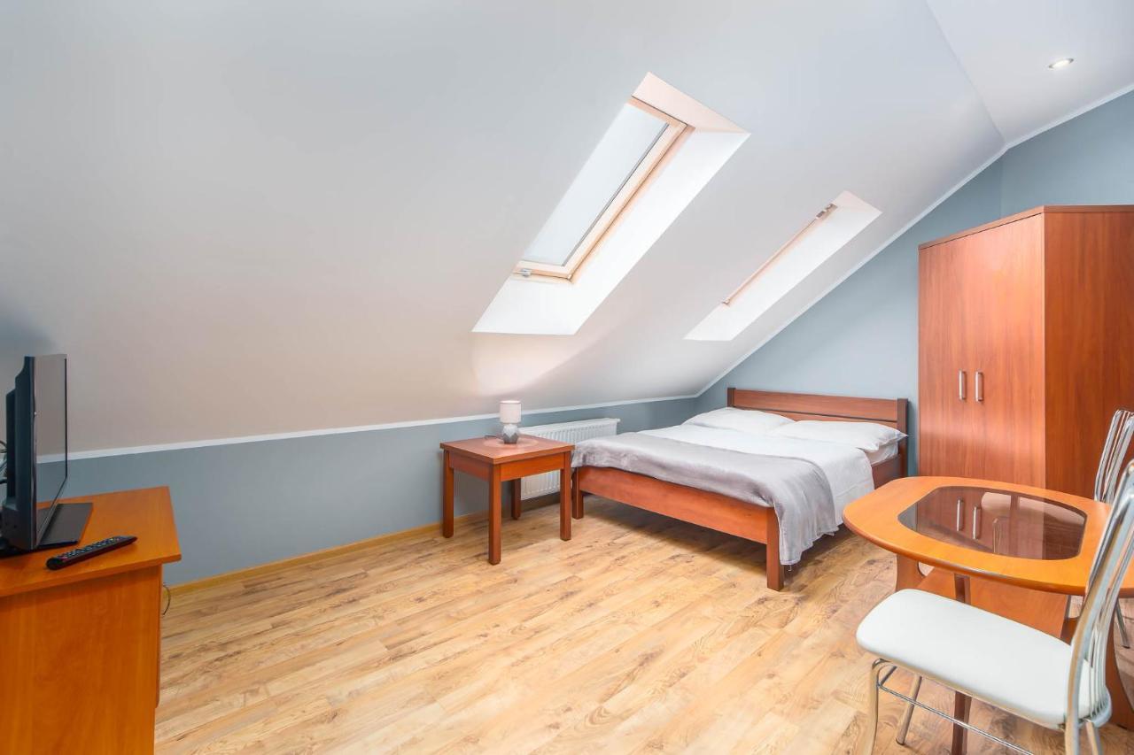 Awenturyn - Pokoje Apartamenty Noclegi Grzybowo Grzybowo  Kültér fotó